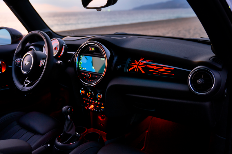 Illustration for article titled The 2019 Mini Cooper Is So British It Will Set Up Colonies And Has Very Strong Opinions About Cricket